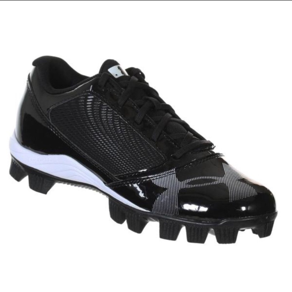 Under Armor kids black cleats
